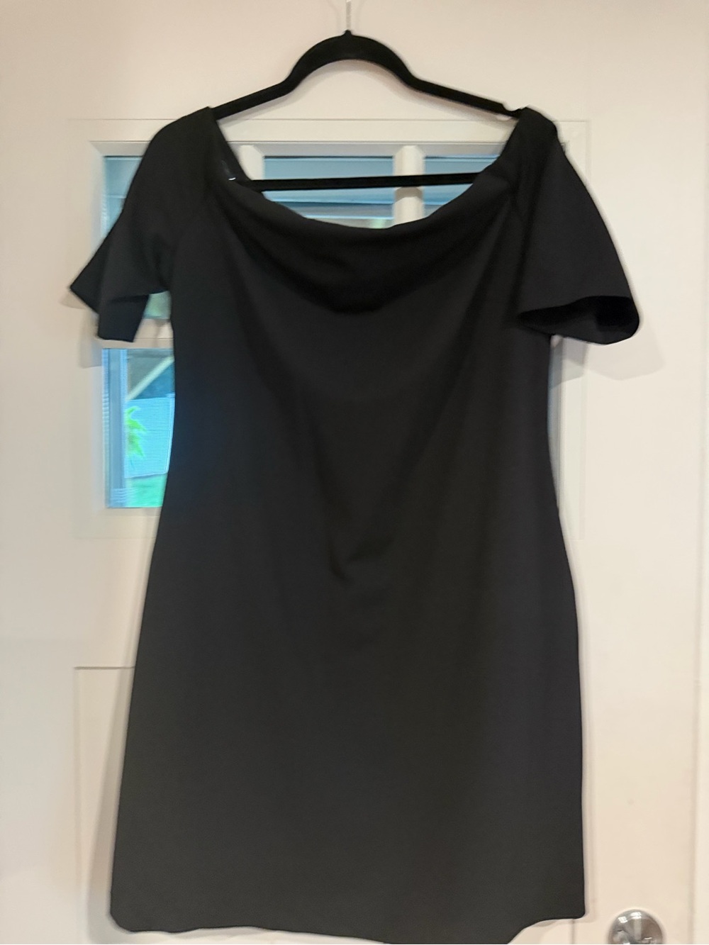 Vince Camuto Black off the-Shoulder Dress